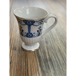 Avon 1984 Blue Delft Miniature Porcelain Cup – Gold Trim Collectible